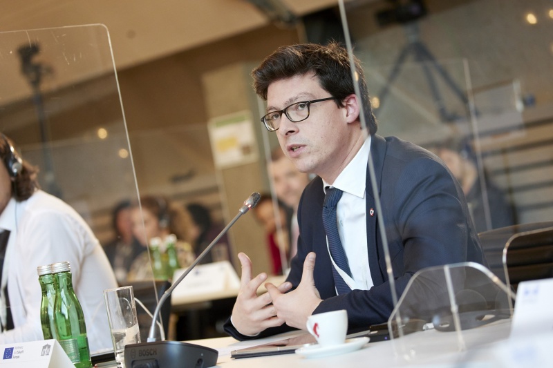 Rede von Abgeordneter der Nationalversammlung Pierre-Henri Dumont