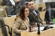 Fragen der Abgeordneten an die Experten: Nationalratsabgeordnete Karin Doppelbauer (NEOS)