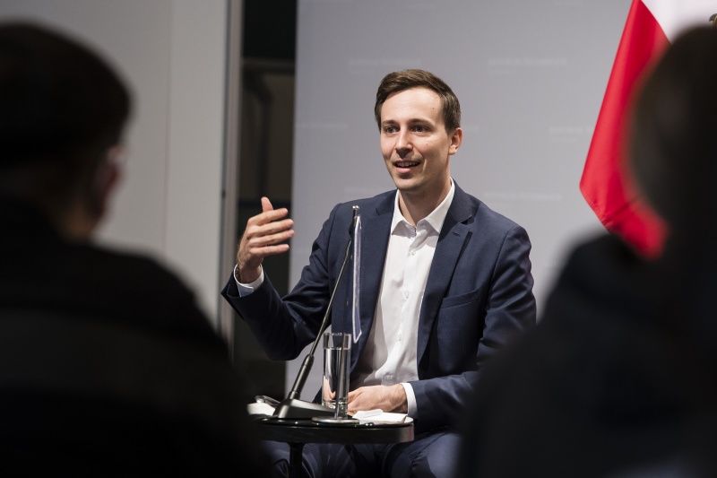 Am Podium: Nationalratsabgeordneter Nico Marchetti (ÖVP)