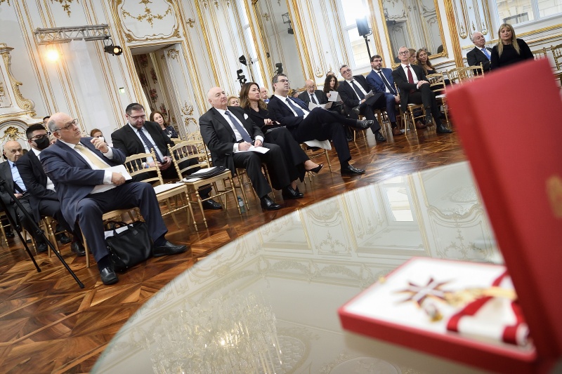 Von links: Vizepräsident des European Jewish Congress Ariel Muzikant, Präsident des European Jewish Congress Moshe Kantor, Anna Kantor, Präsident der Israelitischen Kultusgemeinde Oskar Deutsch