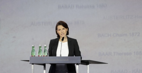 Eröffnungsworte von Verfassungsministerin Karoline Edtstadler (ÖVP)