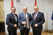 Von links: Nationalratsabgeordneter Norbert Sieber (ÖVP), Schweizer Nationalratspräsident Andreas Aebi, Nationalratspräsident Wolfgang Sobotka (ÖVP)