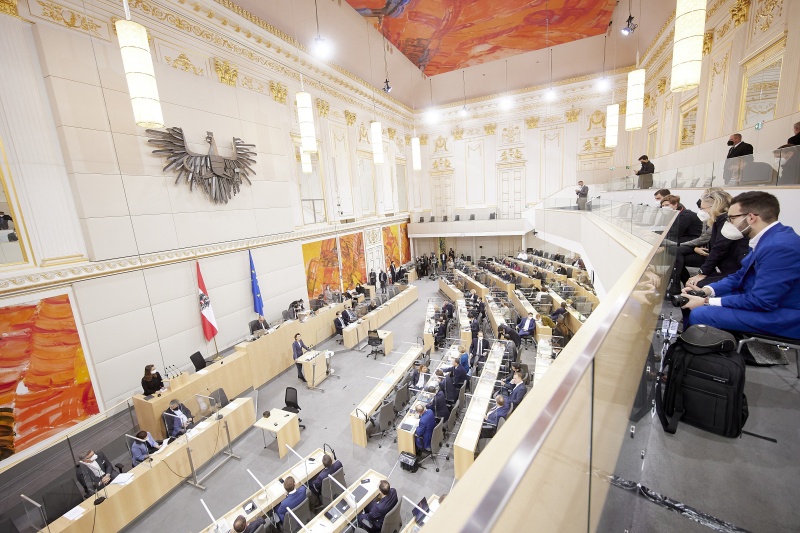 Blick Richtung SitzungsteilnehmerInnen