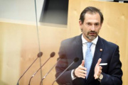 Nationalratsabgeordneter Christian Ragger (FPÖ) am Wort