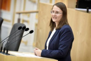 Nationalratsabgeordnete Katharina Werner (NEOS) am Wort
