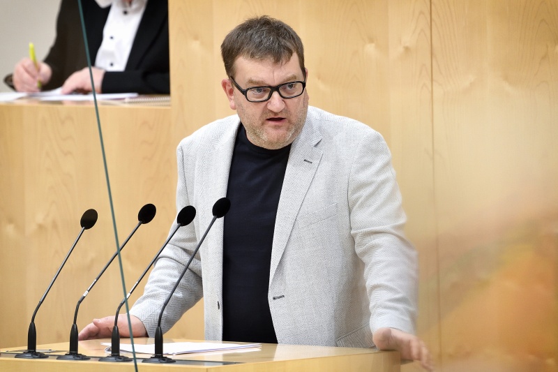 Nationalratsabgeordneter Markus Koza (GRÜNE) am Wort