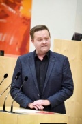Nationalratsabgeordneter Mario Lindner (SPÖ) am Wort