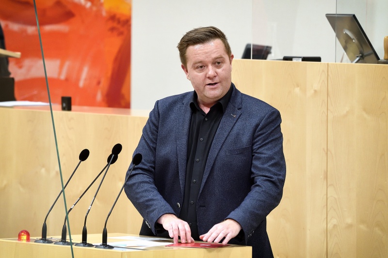 Nationalratsabgeordneter Mario Lindner (SPÖ) am Wort