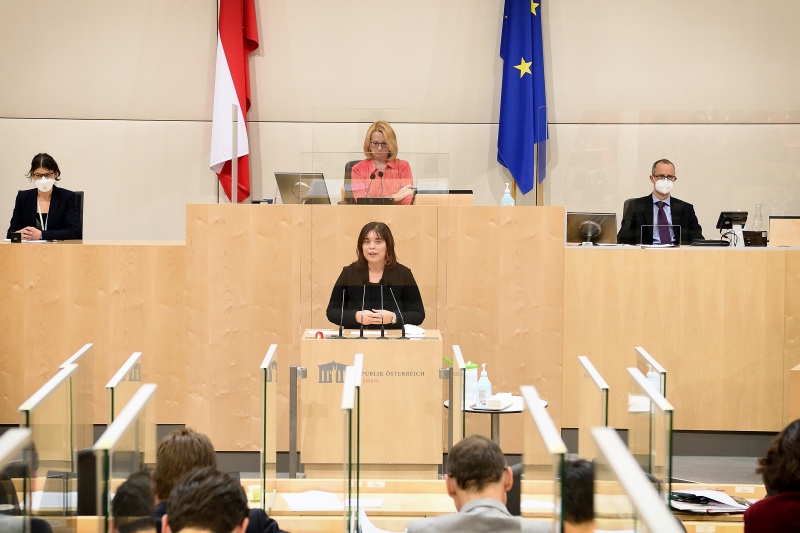Nationalratsabgeordnete Agnes Totter (ÖVP) am Wort