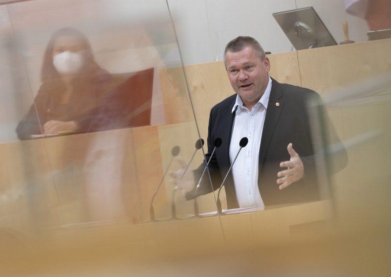 Nationalratsabgeordneter Michael Seemayer (SPÖ) am Rednerpult