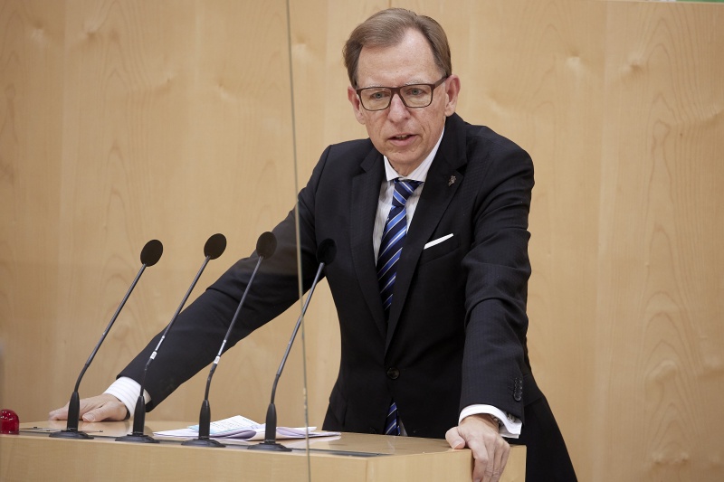 Am Rednerpult Bundesrat Christian Buchmann (ÖVP)