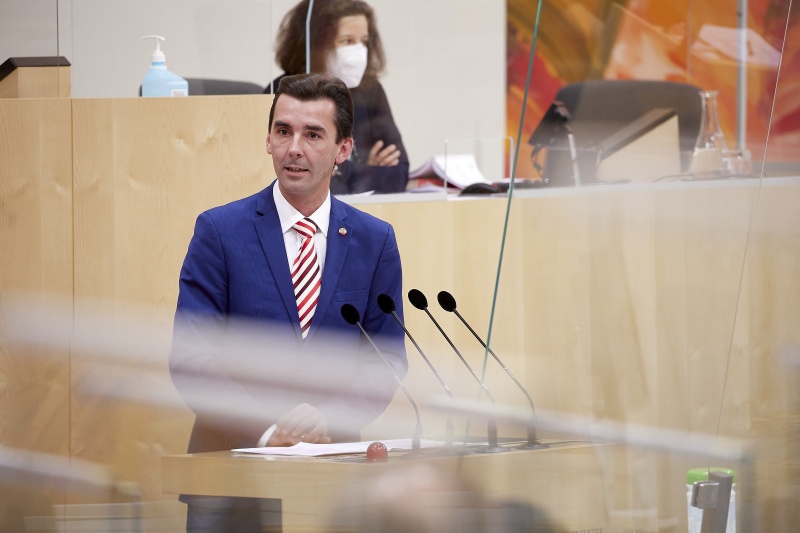 Am Rednerpult Bundesrat Josef Ofner (FPÖ)