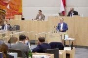 Am Rednerpult Nationalratsabgeordneter Franz Leonhard Eßl (ÖVP)