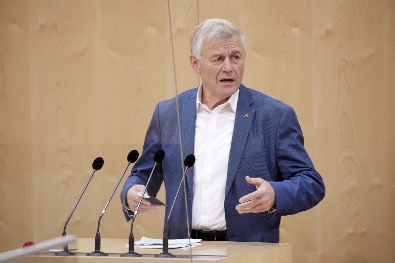 Am Rednerpult Nationalratsabgeordneter Franz Leonhard Eßl (ÖVP)