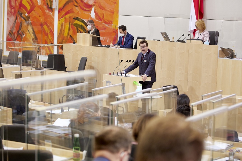 Am Rednerpult Nationalratsabgeordneter Robert Laimer (SPÖ)