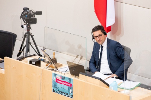 Plenum: Bundesratspräsident Peter Raggl (ÖVP)