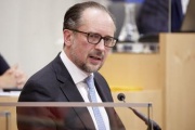 Beantwortung der Dringlichen Anfrage durch Bundeskanzler Alexander Schallenberg (ÖVP)