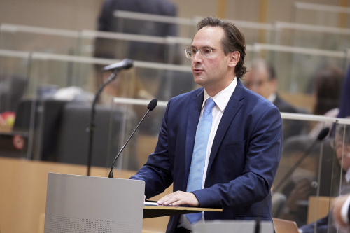 Fragestunde an Innenminister Gerhard Karner (ÖVP), Frage gestellt von Nationalratsabgeordneter Andreas Minnich (ÖVP)