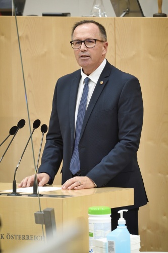 Bundesrat Günter Pröller (FPÖ) am Wort