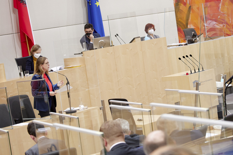 Rede von Wirtschaftsministerin Margarete Schramböck (ÖVP)