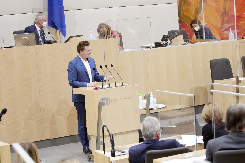 Am Rednerpult Bundesrat Florian Krumböck (ÖVP)