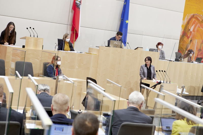 Fragestunde, am Rednerpult Bundesrätin Andrea Kahofer (SPÖ)