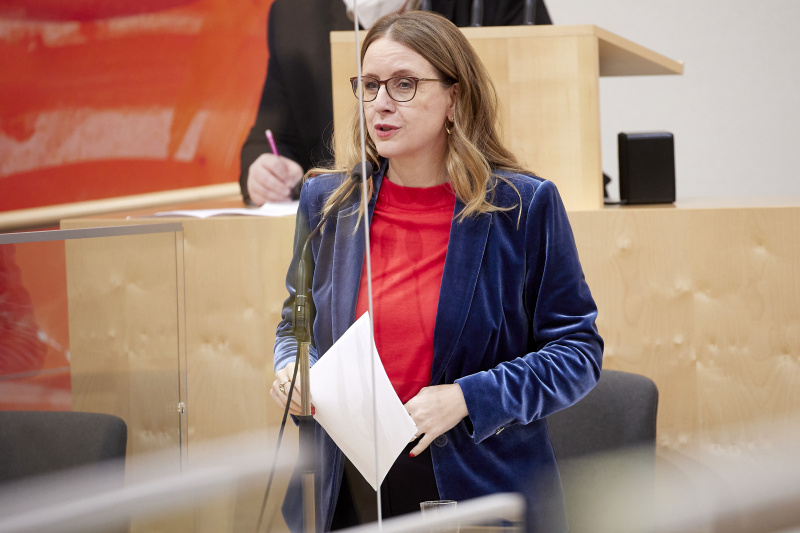 Rede von Wirtschaftsministerin Margarete Schramböck (ÖVP)