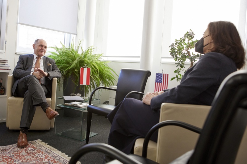 Von links: Nationalratspräsident Wolfgang Sobotka (ÖVP), US-Botschafterin I.E. Victoria Reggie Kennedy