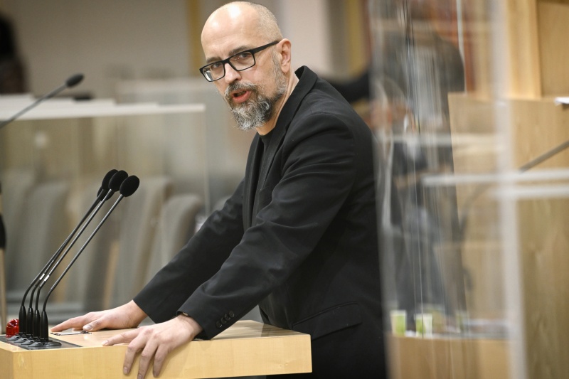 Am Rednerpult: Nationalratsabgeordneter Michel Reimon (Grüne