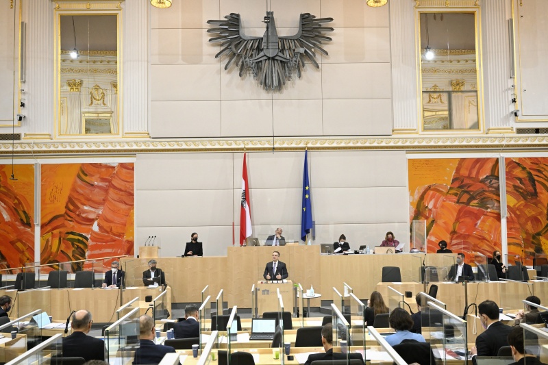 Am Rednerpult: Nationalratsabgeordneter August Wöginger (ÖVP)