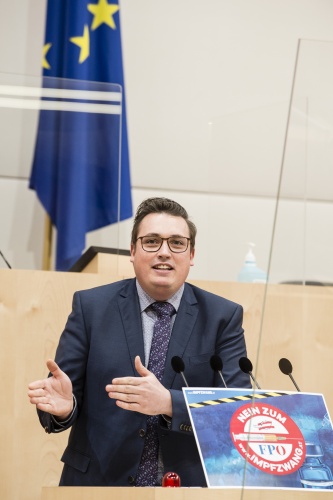 Am Rednerpult: Bundesrat Christoph Steiner (FPÖ)