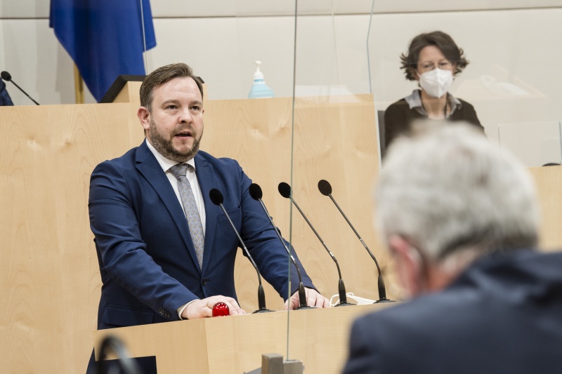 Am Rednerpult: Bundesrat Franz Ebner (ÖVP)