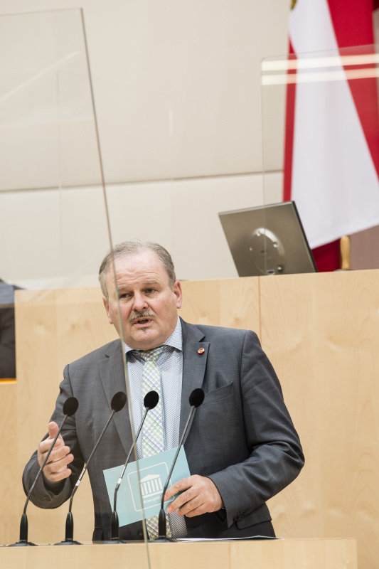 Am Rednerpult: Bundesrat Eduard Köck (ÖVP)