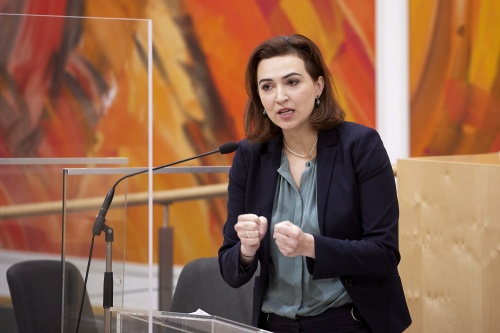 Rede von Justizministerin Alma Zadic (GRÜNE)