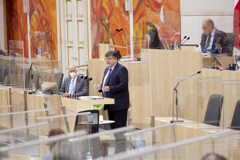 Am Rednerpult: Nationalratsabgeordneter Rainer Wimmer (SPÖ)