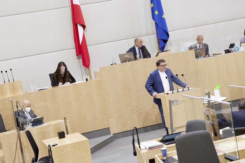 Am Rednerpult: Nationalratsabgeordneter Markus Koza (GRÜNE)