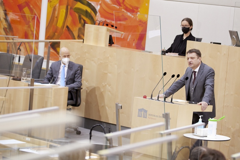 Am Rednerpult: Nationalratsabgeordneter Klaus Fürlinger (ÖVP)