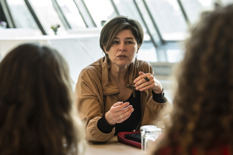 Bildmitte: Nationalratsabgeordnete Elisabeth Götze (GRÜNE)