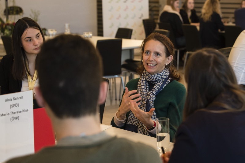 Bildmitte: Nationalratsabgeordnete Maria Theresia Niss (ÖVP)