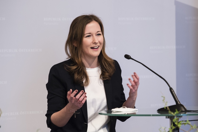 Vorstellung der Projekte. Staatssekretärin Claudia Plakolm (ÖVP)