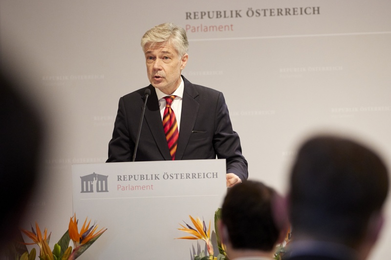 Eröffnungsworte von Parlamentsdirektor Harald Dossi