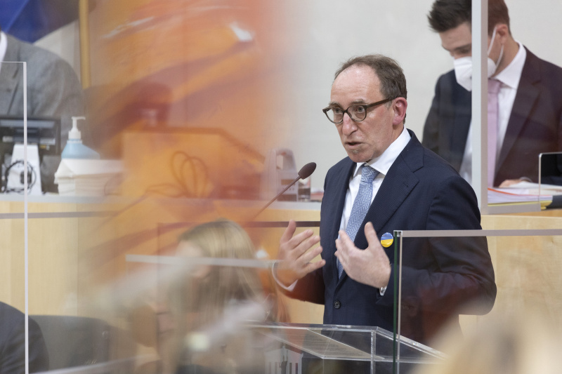 Erste Wortmeldung im Nationalrat Gesundheitsminister  Johannes Rauch (GRÜNE)