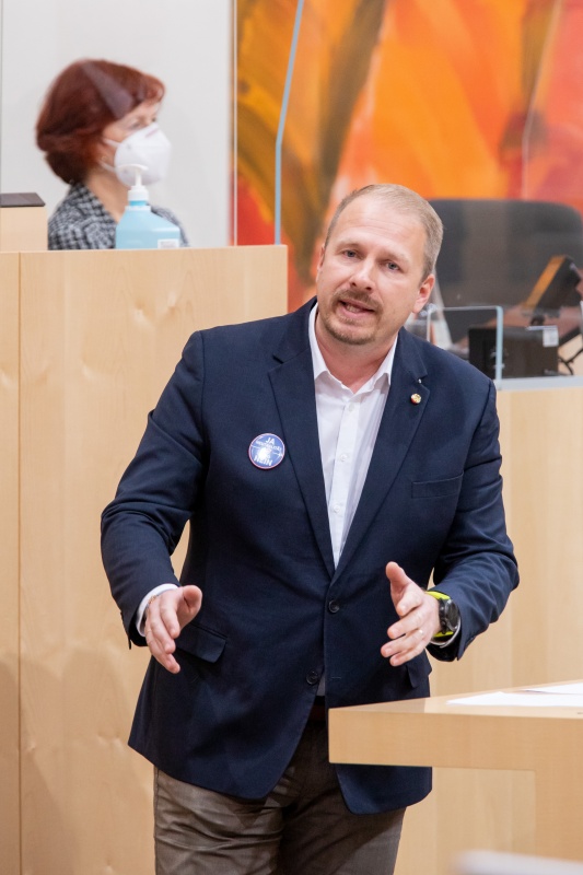 Bundesrat Markus Leinfellner (FPÖ) am Rednerpult