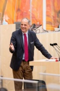 Bundesrat Johannes Hübner (FPÖ) am Rednerpult