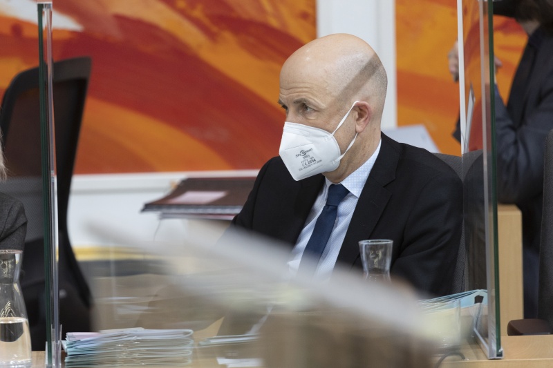 Auf der Regierungsbank: Arbeitsminister Martin Kocher