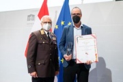 Übergabe Sonderpreis "25 Jahre förderndes Mitglied des ÖBFV" an Dräger Austria GmbH