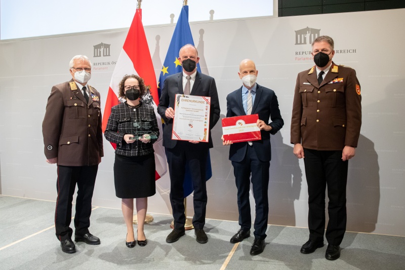 Awardverleihung an Schlotterer Sonnenschutz Systeme GmbH