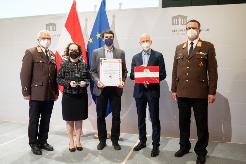 Awardverleihung an Sägewerk Hannes Bichler