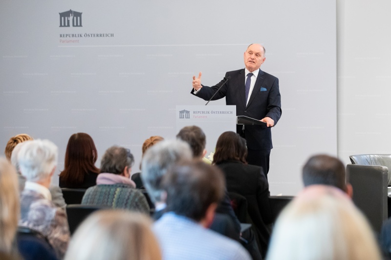 Einleitende Worte durch Nationalratspräsident Wolfgang Sobotka (ÖVP)