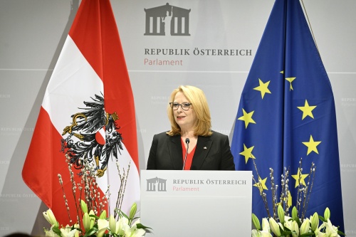 Begrüßung Zweite Nationalratspräsidentin Doris Bures (SPÖ)